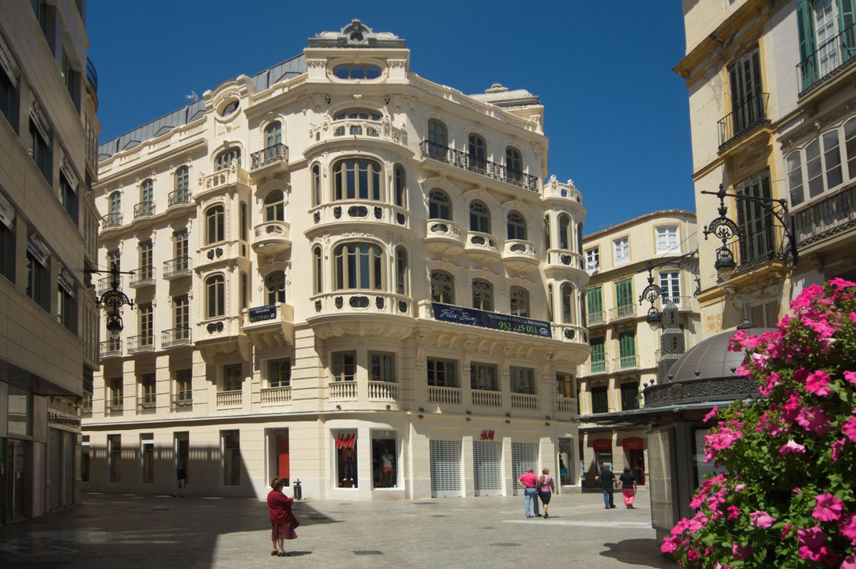 Malaga mit seinen Gassen hält so manche Überraschung bereit Malaga mit seinen Gassen hält so manche Überraschung bereit