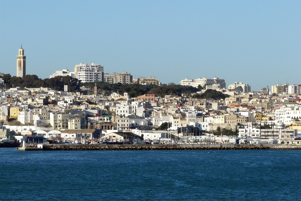 Tanker eine Hafenstadt in Afrika im Norden von Marokko Tanker eine Hafenstadt in Afrika im Norden von Marokko